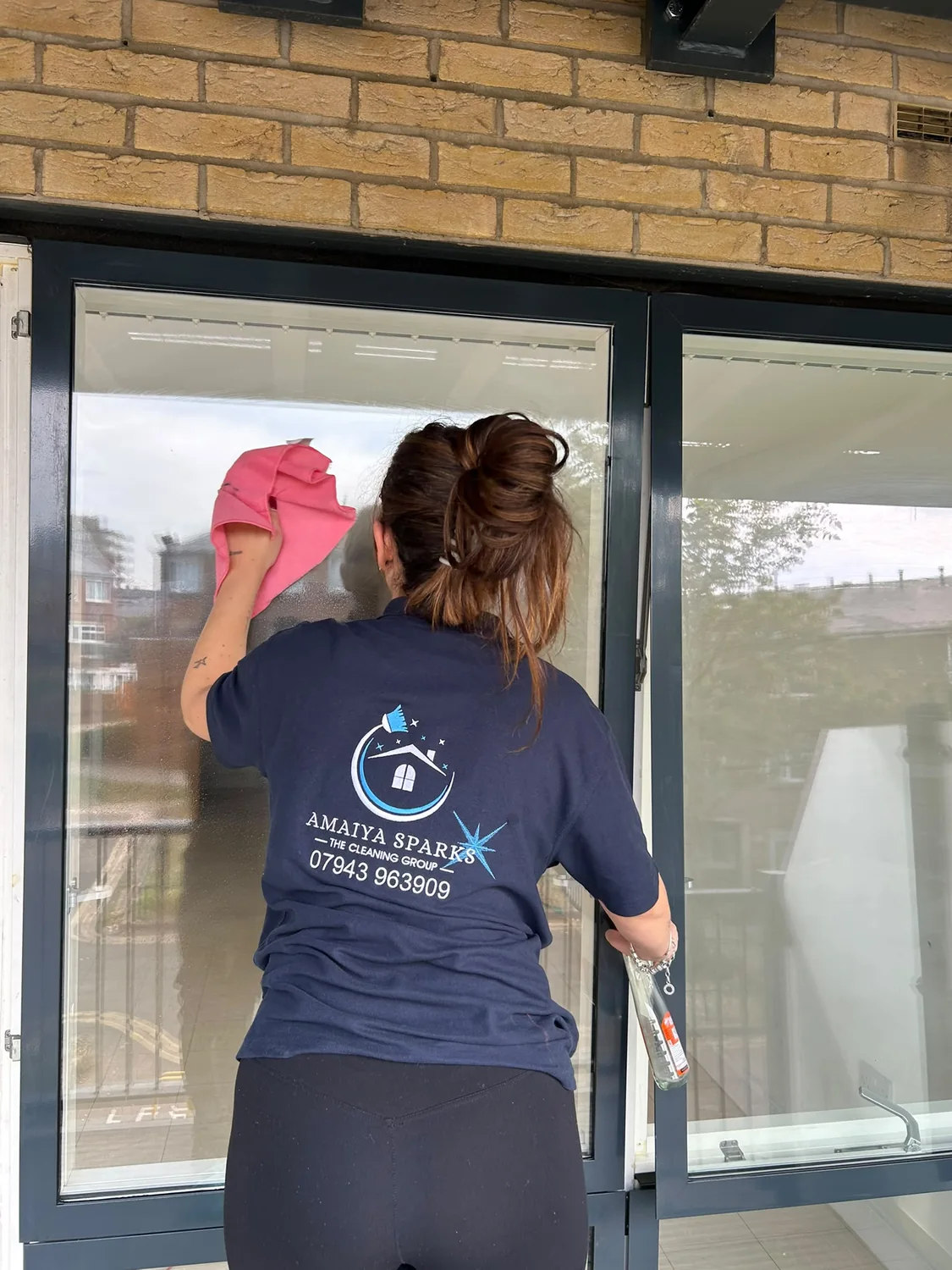 Amaiya Sparks cleaner cleaning interior windows